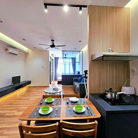 Quartz Paragon Suites Melaka By Ggm Esterno foto