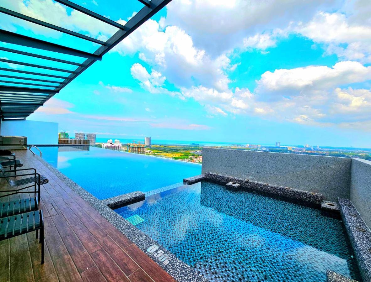 Quartz Paragon Suites Melaka By Ggm Esterno foto