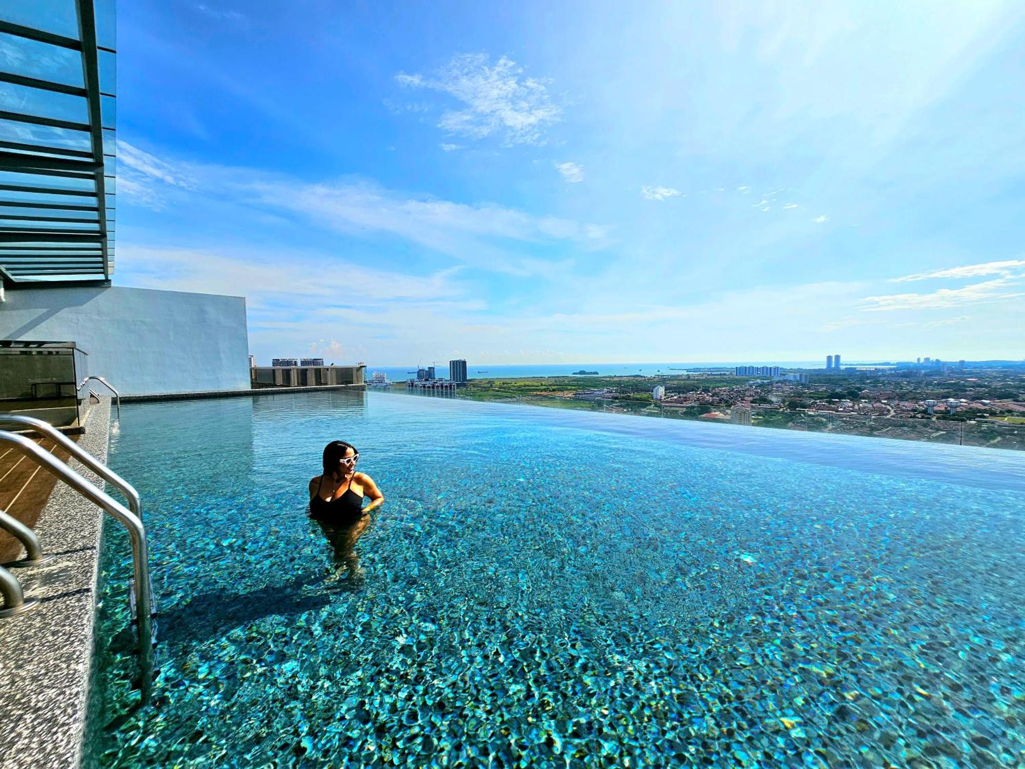 Quartz Paragon Suites Melaka By Ggm Esterno foto